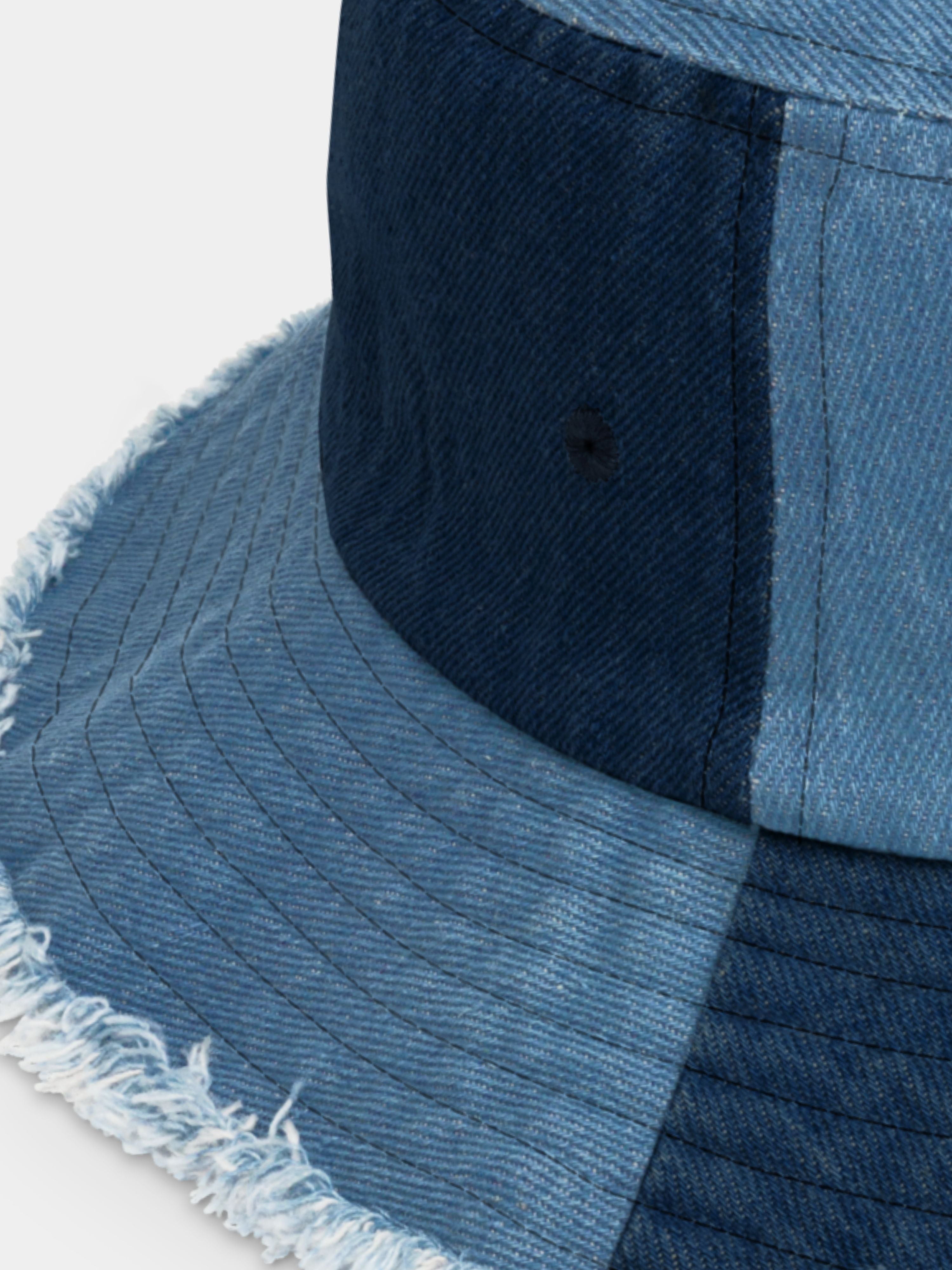 Bob en jean brodé « amour. » bleu marine, bord effiloché