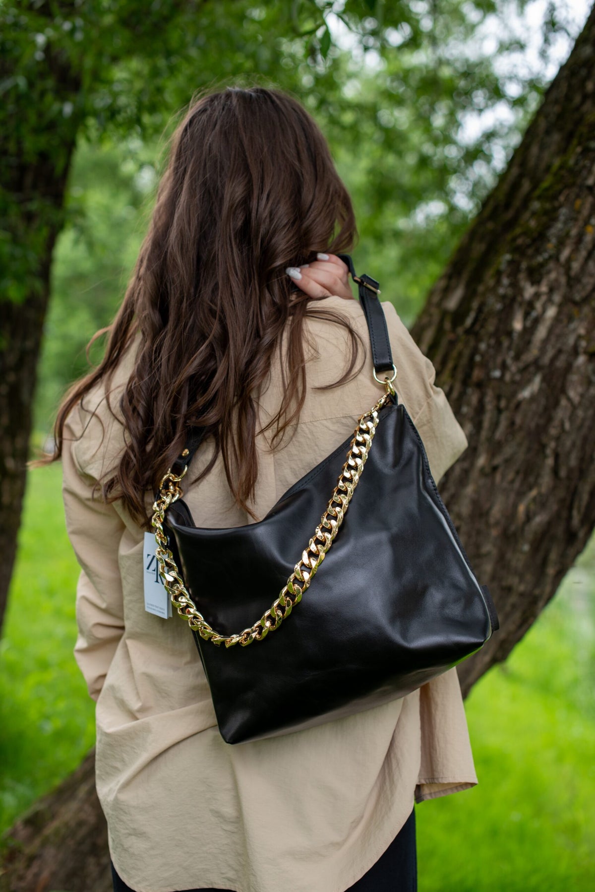 Sac à main hobo en cuir noir, grand modèle, chaîne personnalisable, vue 9