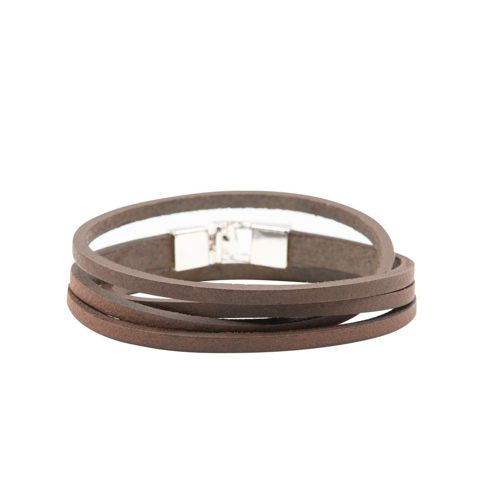 Bracelet en cuir double tour à fermoir crochet argent, vue produit