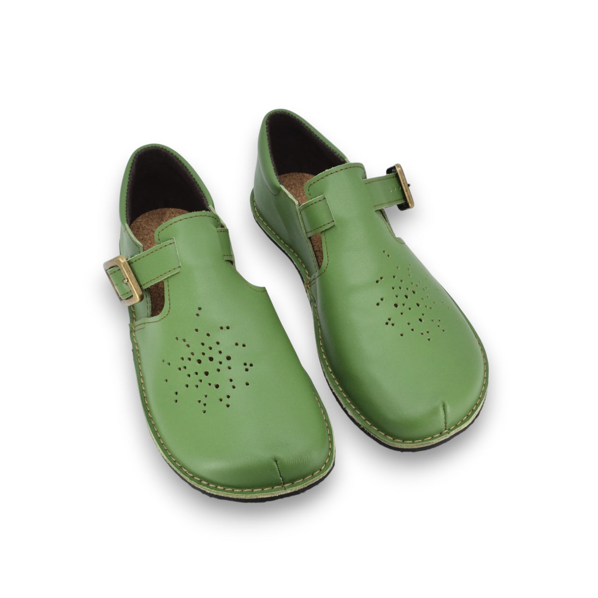 Chaussures minimalistes en cuir vert clair Kuuda, photographie 2