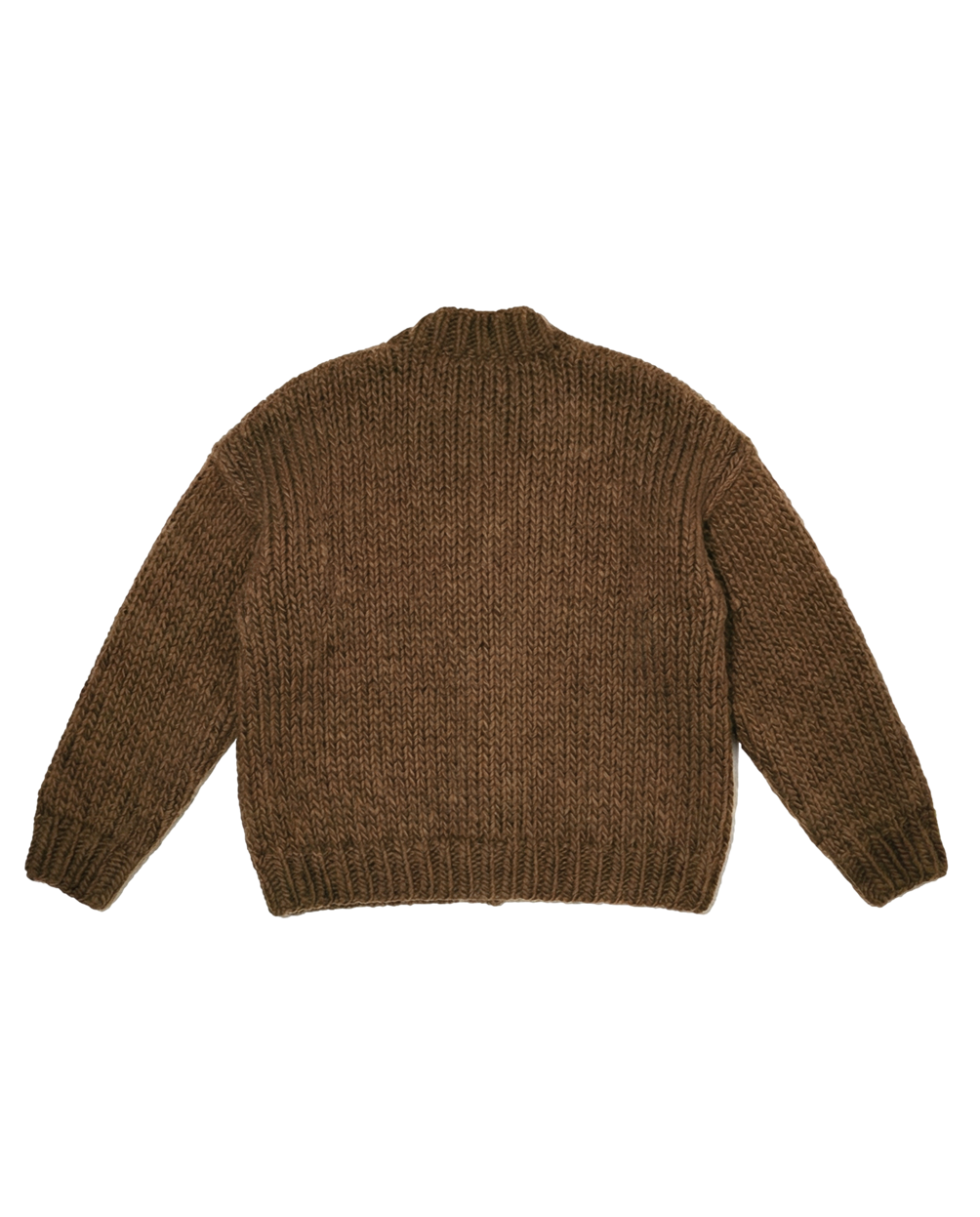 Cardigan en laine chocolat tricoté main LeGarage Knitwear, détail tricot marron noisette