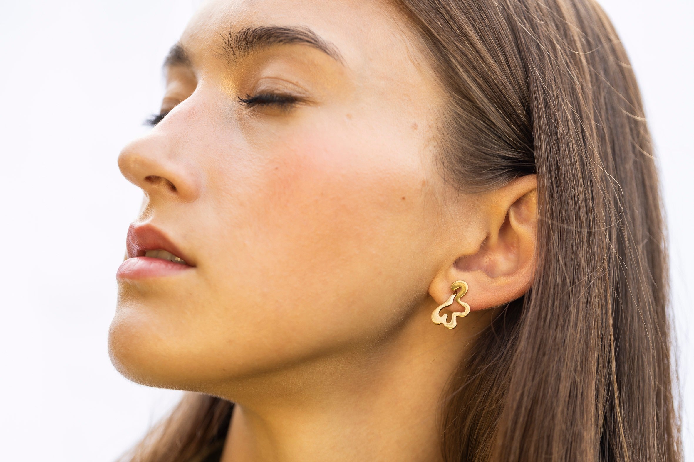 Boucles d'oreilles modèle Folia Mini finition Sunlit, vue produit