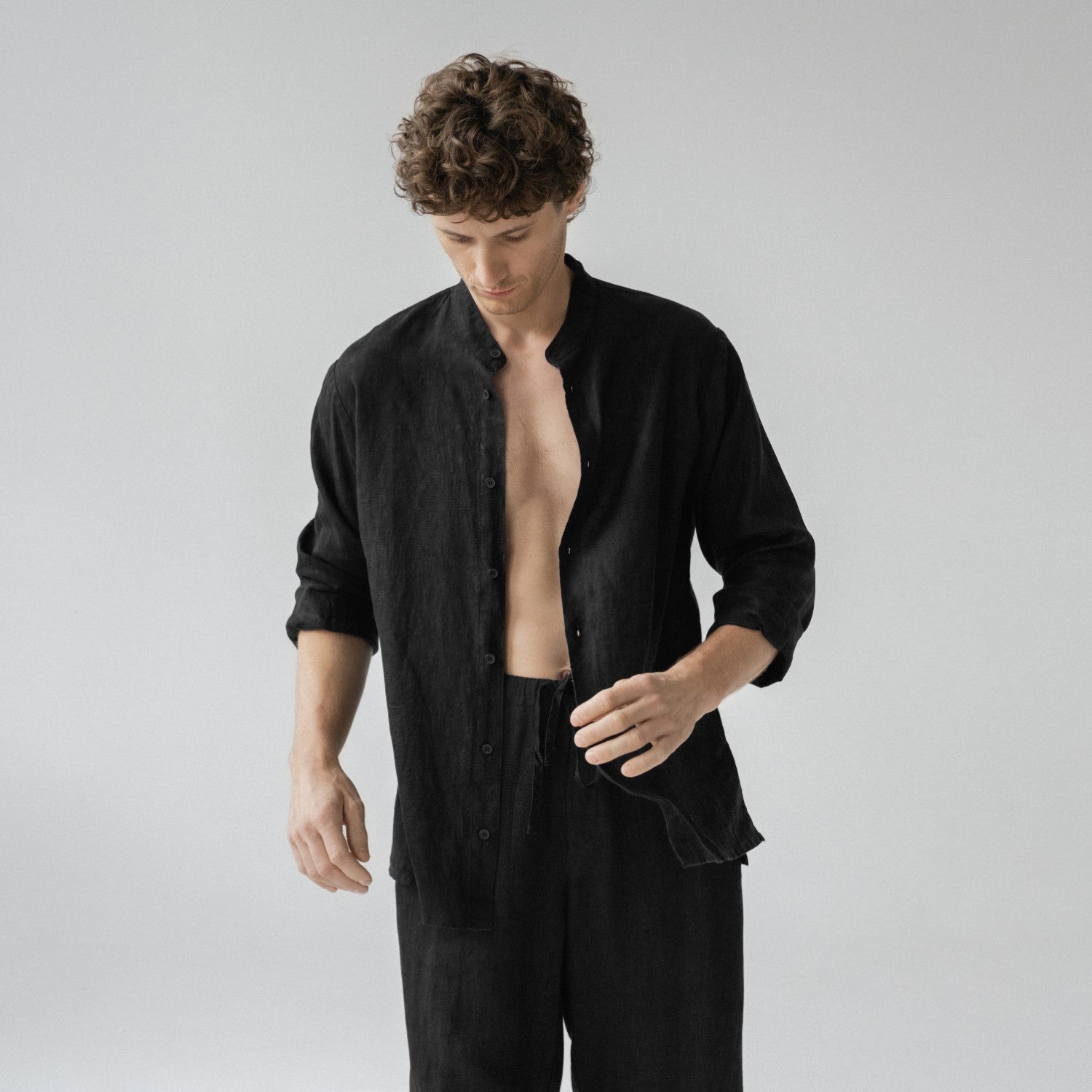 Ensemble loungewear en lin Currant Linen Tales coloris noir, vue alternative