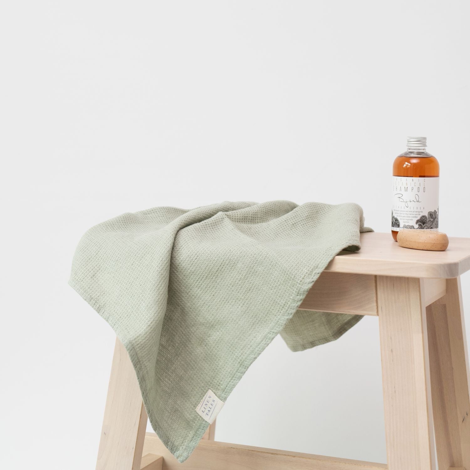 Serviette en lin gaufré fine Linen Tales, coloris sauge