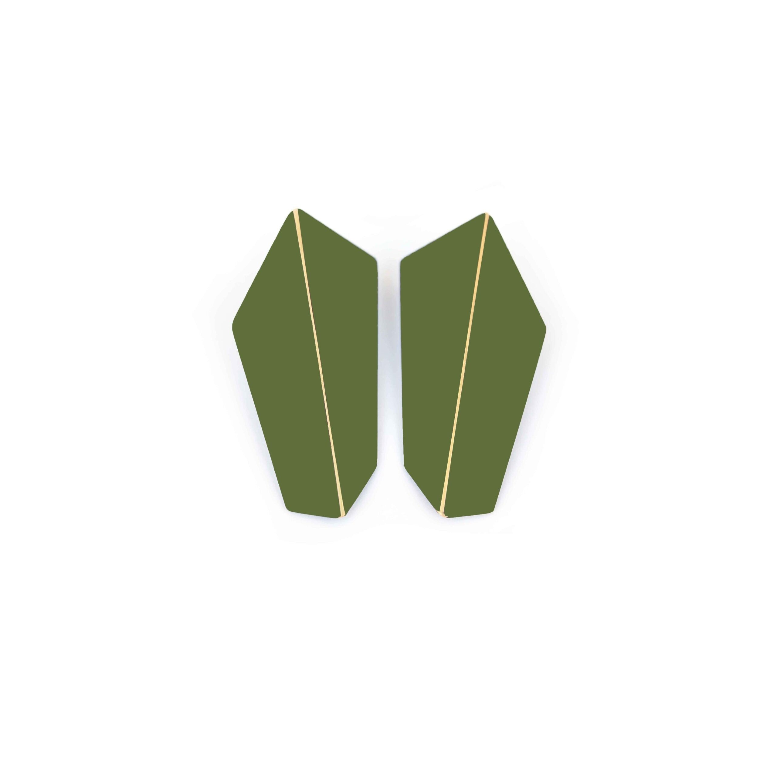 Boucles d'oreilles pliées verticales modèle Folded Vertical, vue éditoriale supplémentaire