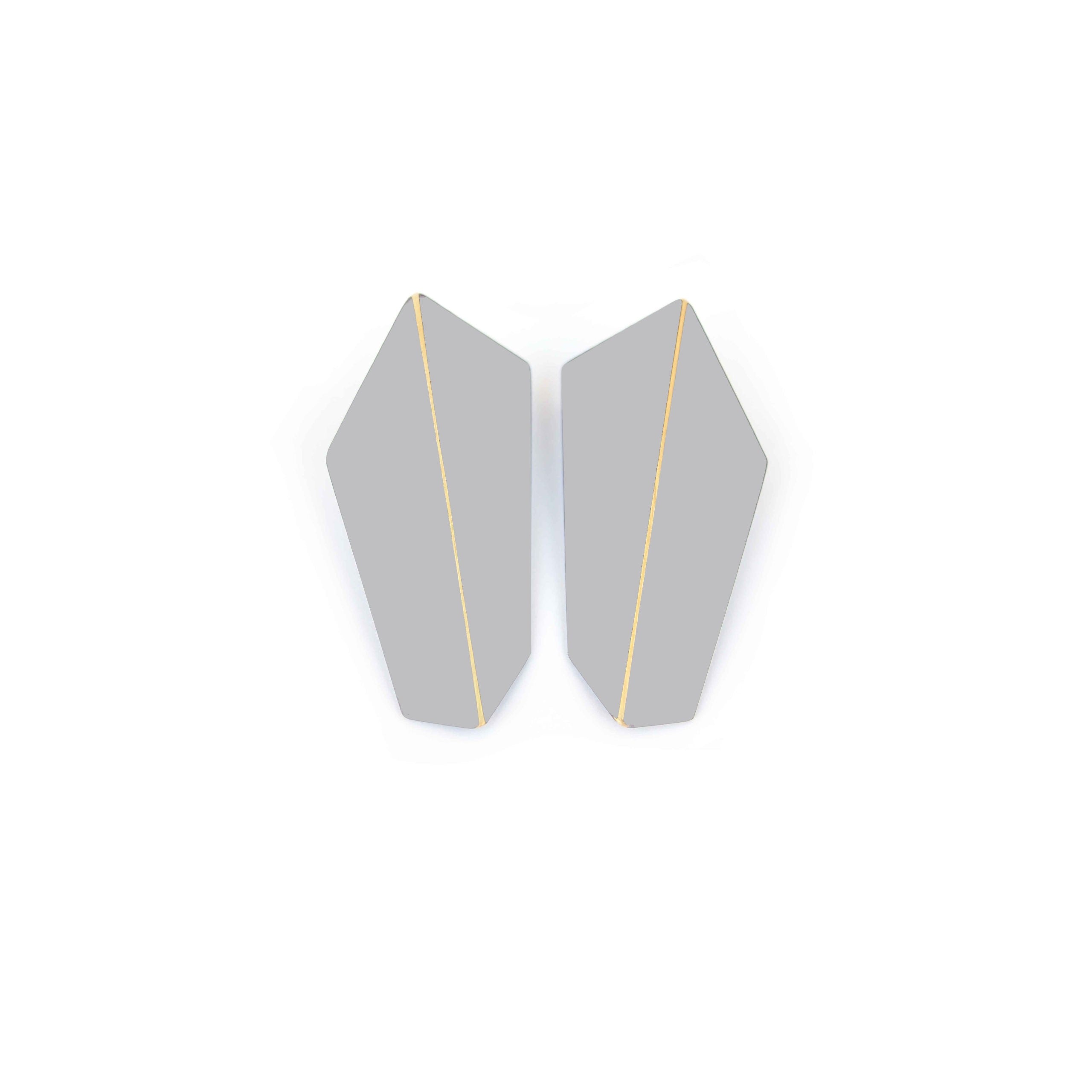Boucles d'oreilles pliées verticales modèle Folded Vertical, vue détaillée alternative