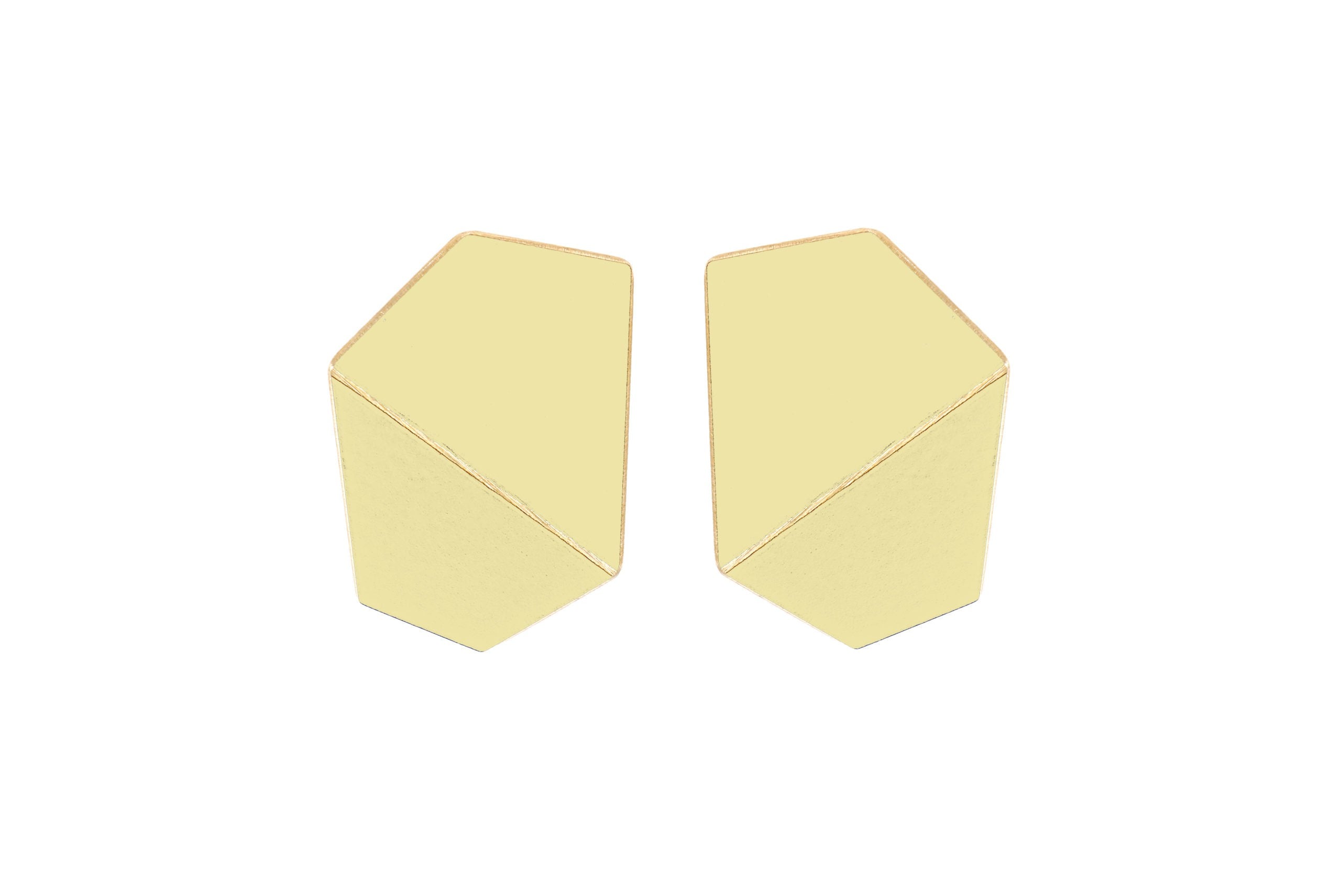 Boucles d'oreilles larges pliées modèle Folded Wide, vue produit