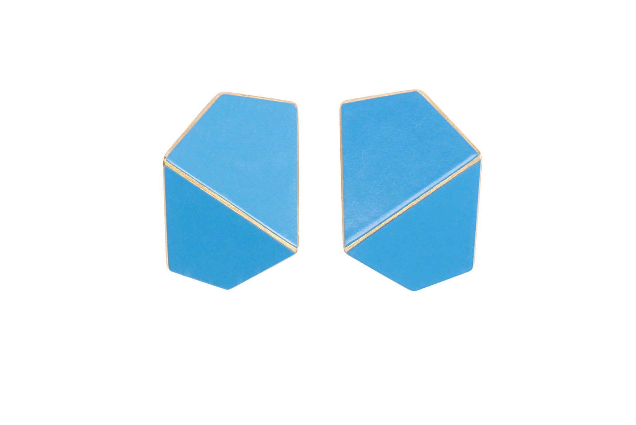 Boucles d'oreilles larges pliées modèle Folded Wide bleu clair, vue détaillée