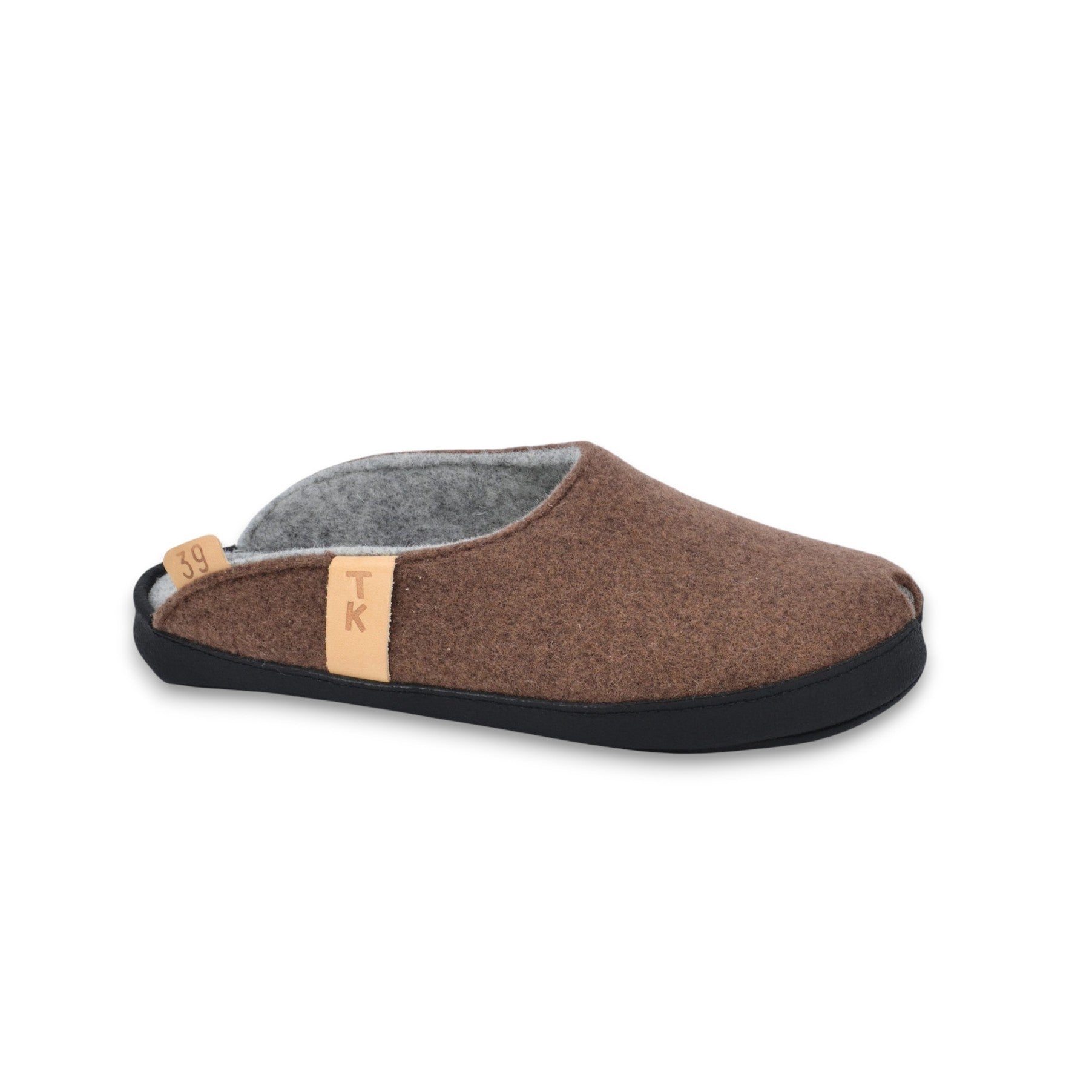 Chaussons TOKU Brussels en cuir marron premium, artisanat lituanien