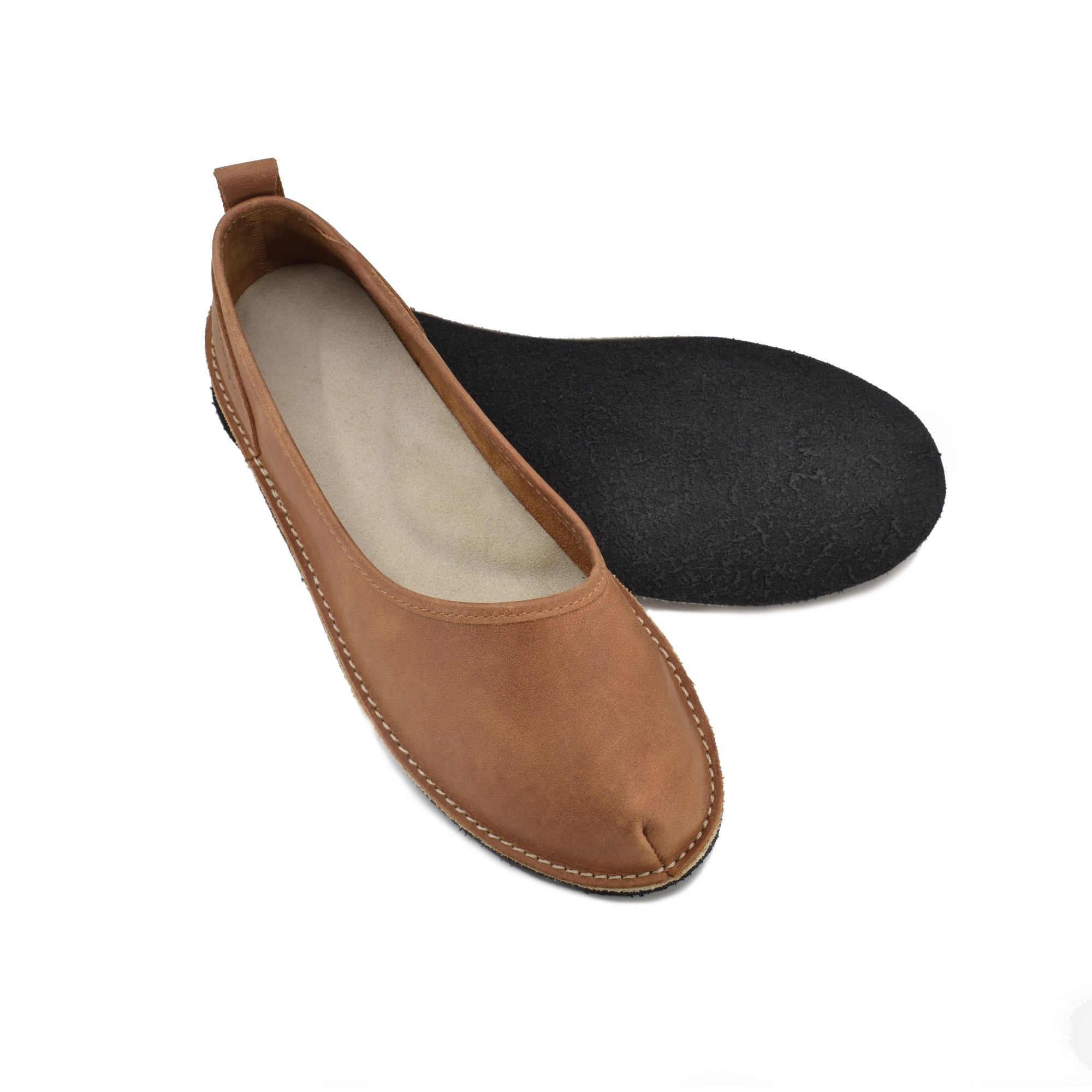 Chaussures Kuutsid OmaKing en cuir marron, vue trois quarts