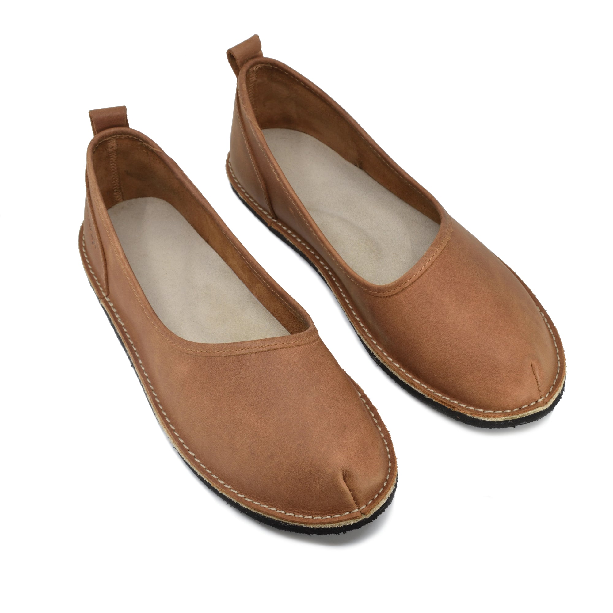 Chaussures Kuutsid OmaKing en cuir marron, vue de face détaillée