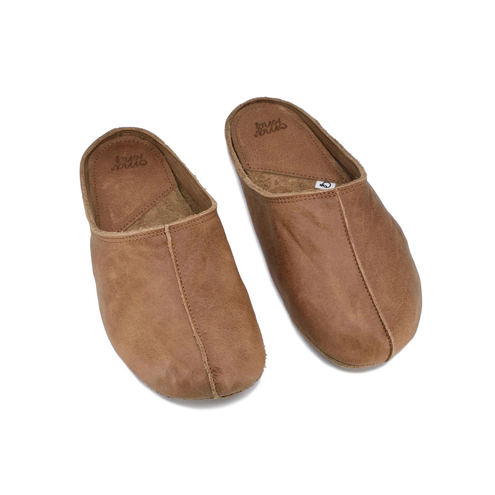Chaussons unisexes Sulbi en matières recyclées coloris brun