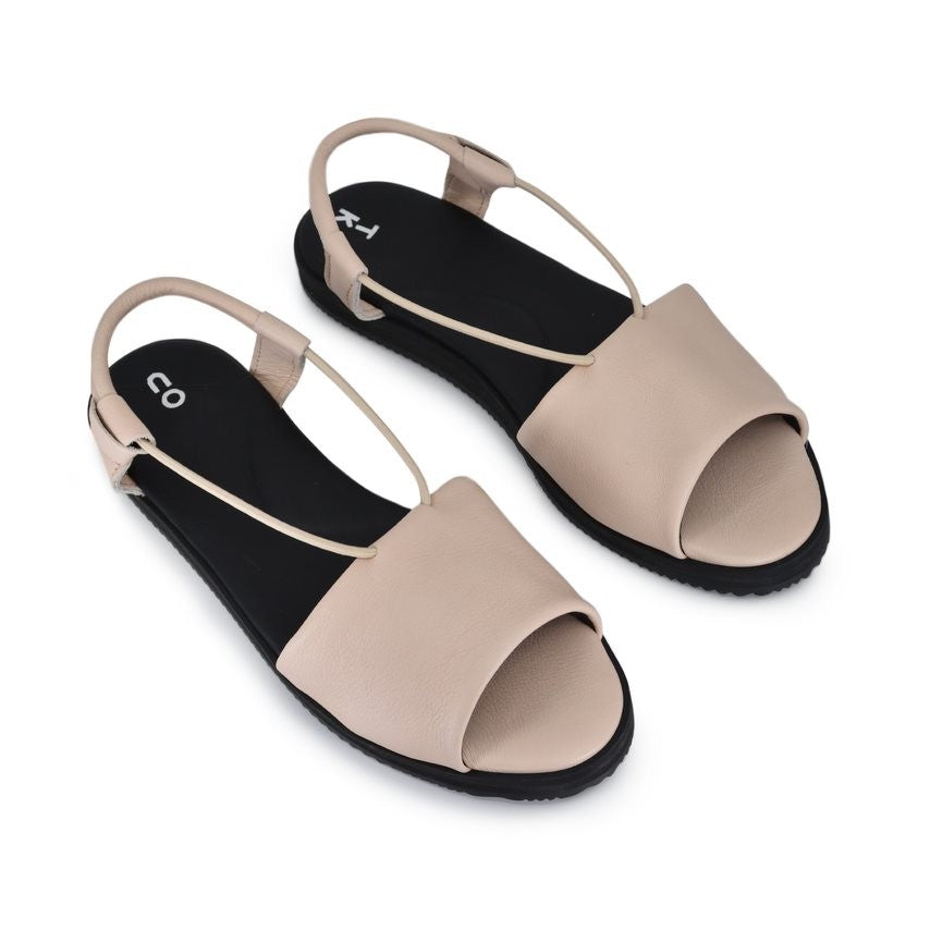 Sandales TOKU Berlin en cuir nude, vue produit