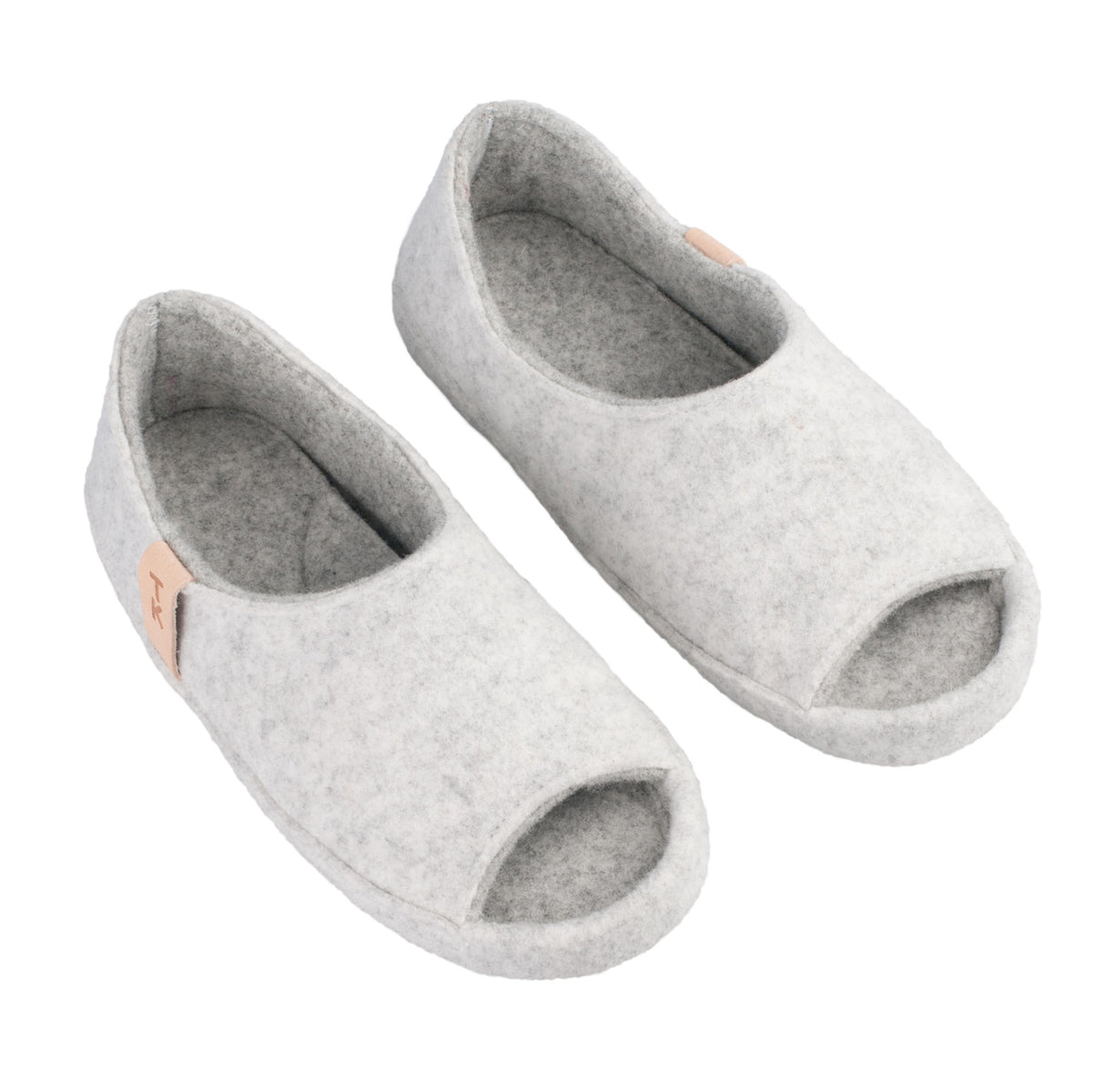 Chaussons en feutre de laine blanc - TOKU Bern, photo 1
