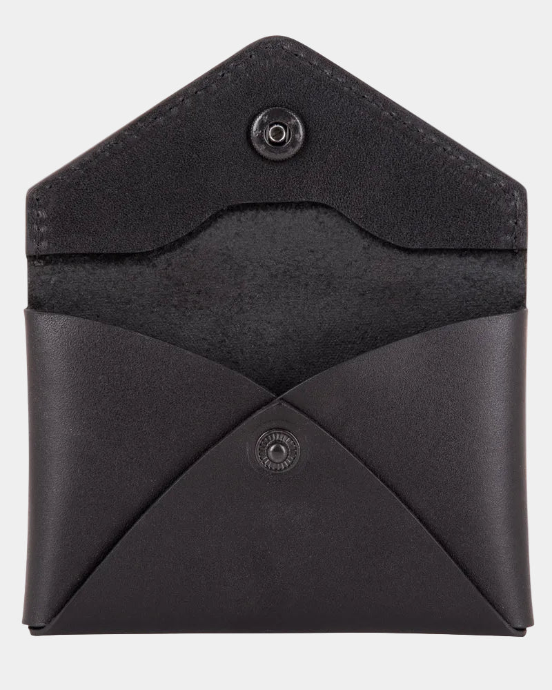 Portefeuille enveloppe en cuir noir RR, détail des coutures