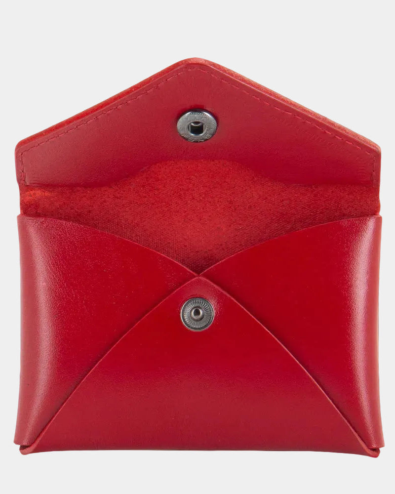 Portefeuille enveloppe en cuir rouge RR, détail de la fermeture éclair