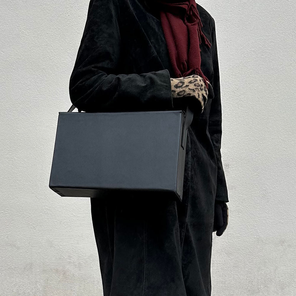 Sac BOX en cuir structuré géométrique RR, vue de dos