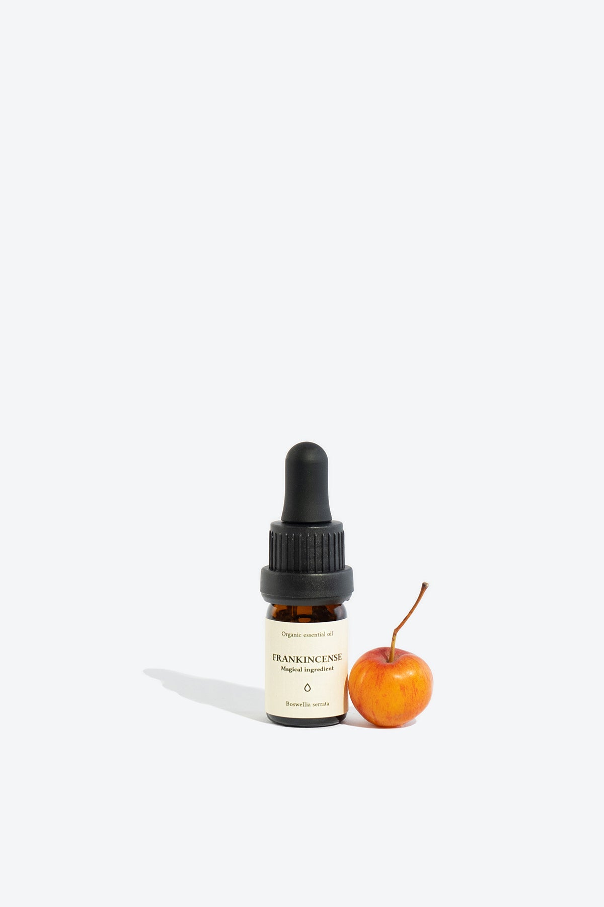 Huile essentielle d'encens Smells Like Spells, vue alternative
