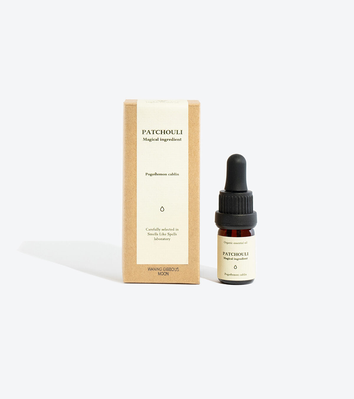 Huile essentielle de patchouli Smells Like Spells, vue détaillée