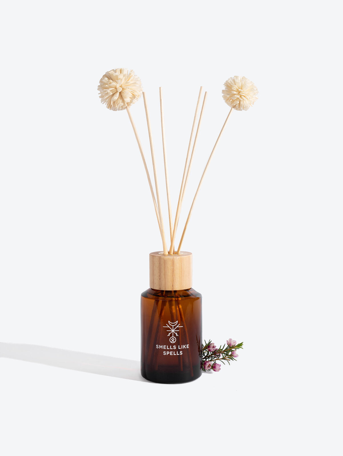 Parfum d'intérieur Smells Like Spells Dellingr, vue éditoriale