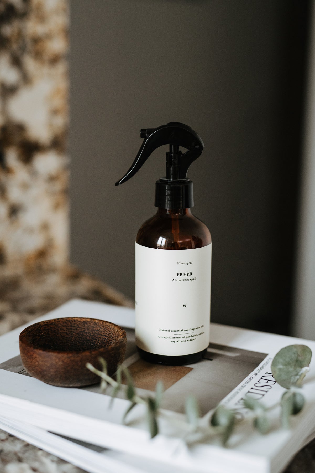 Sprays parfumés d'intérieur Smells Like Spells, vue lifestyle alternative