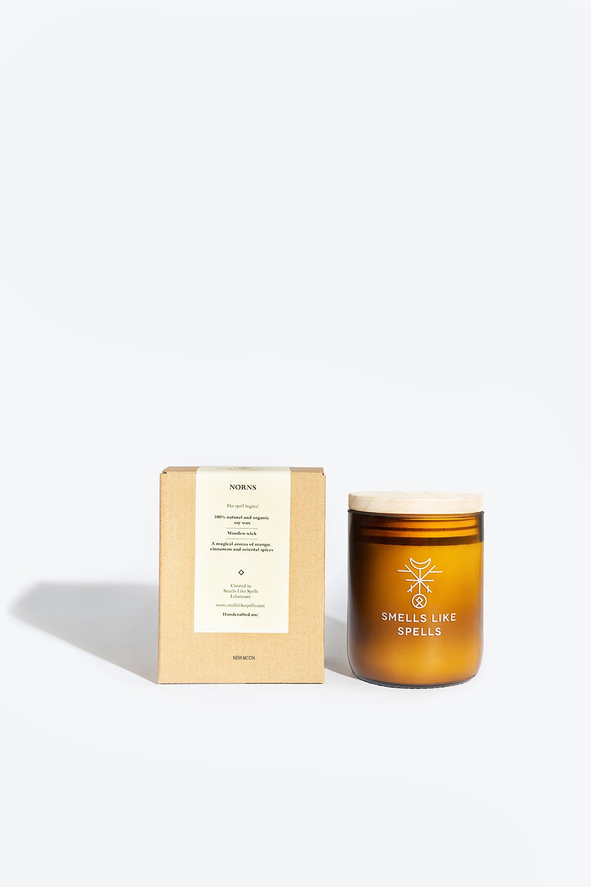 Bougie parfumée Smells Like Spells Norns, vue alternative