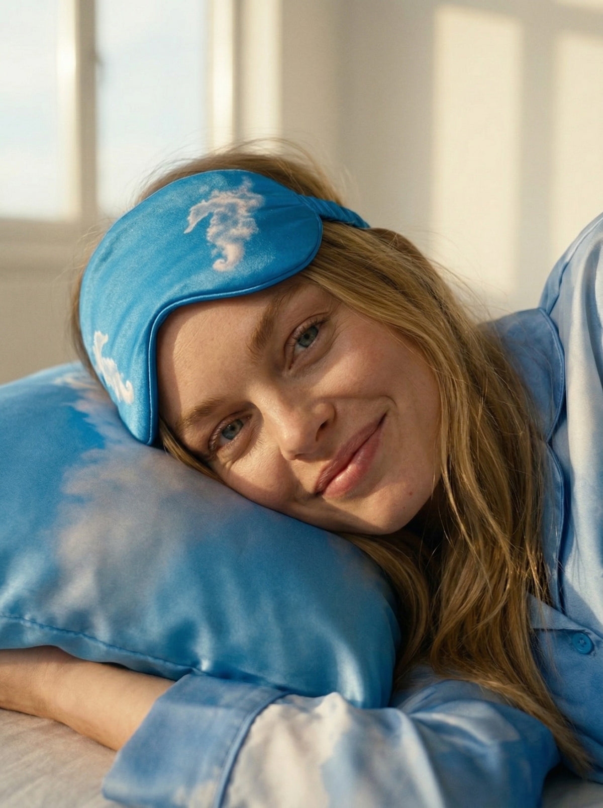 Tæwas Silk Sleep Mask – Blue