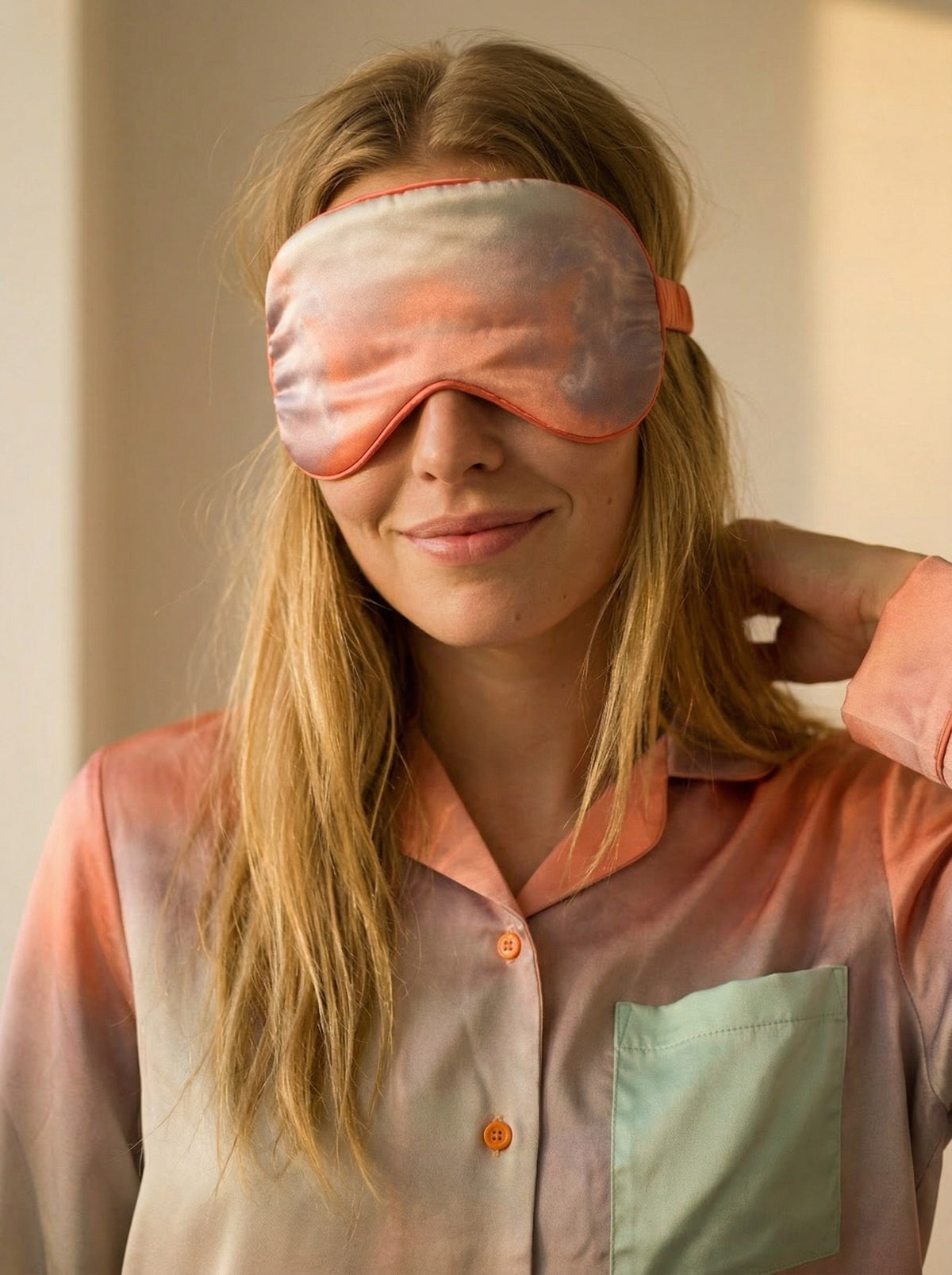 Tæwas Silk Sleep Mask – Pink and Beige