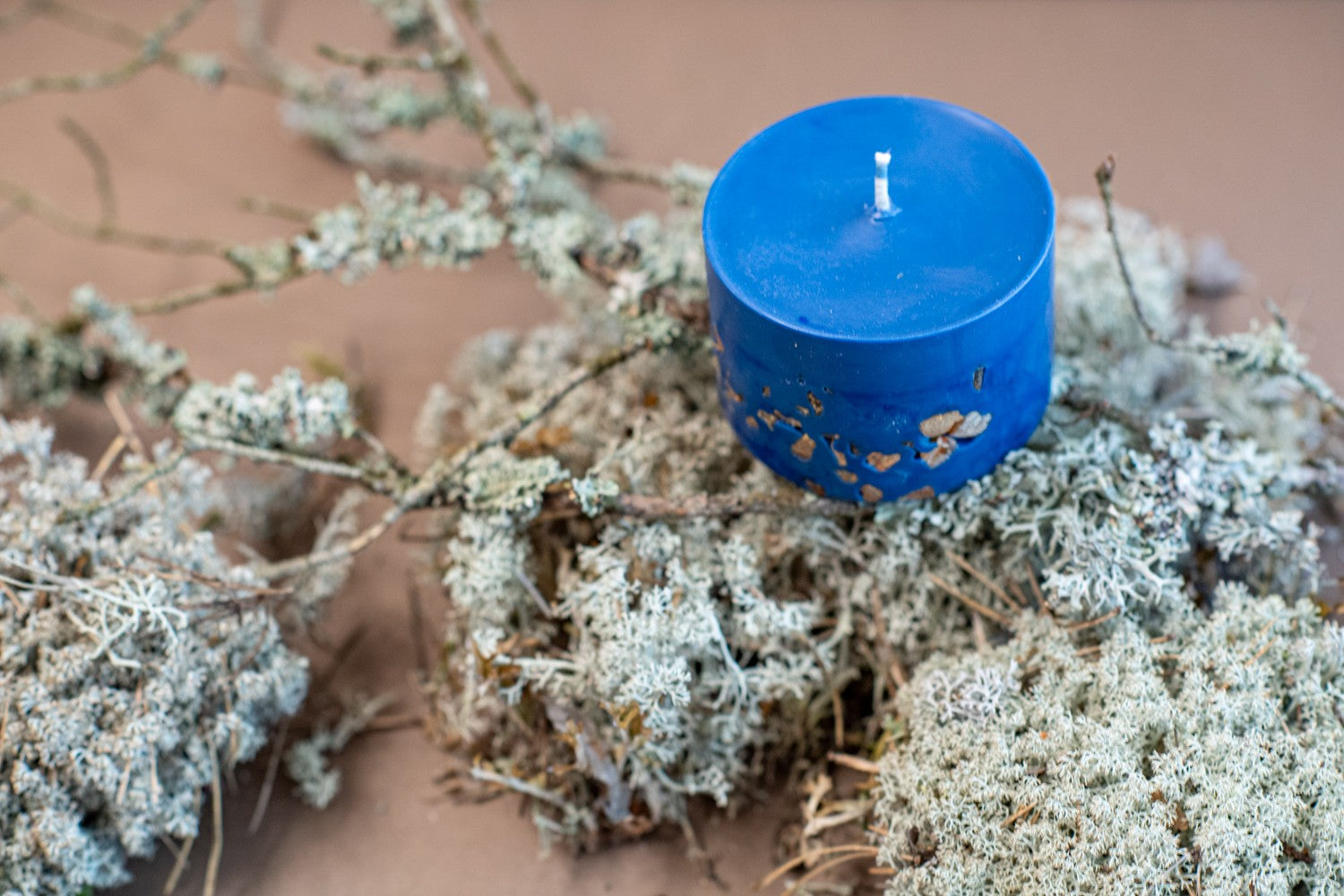 Bougie artisanale en cire de soja parfum ambre, vue finale