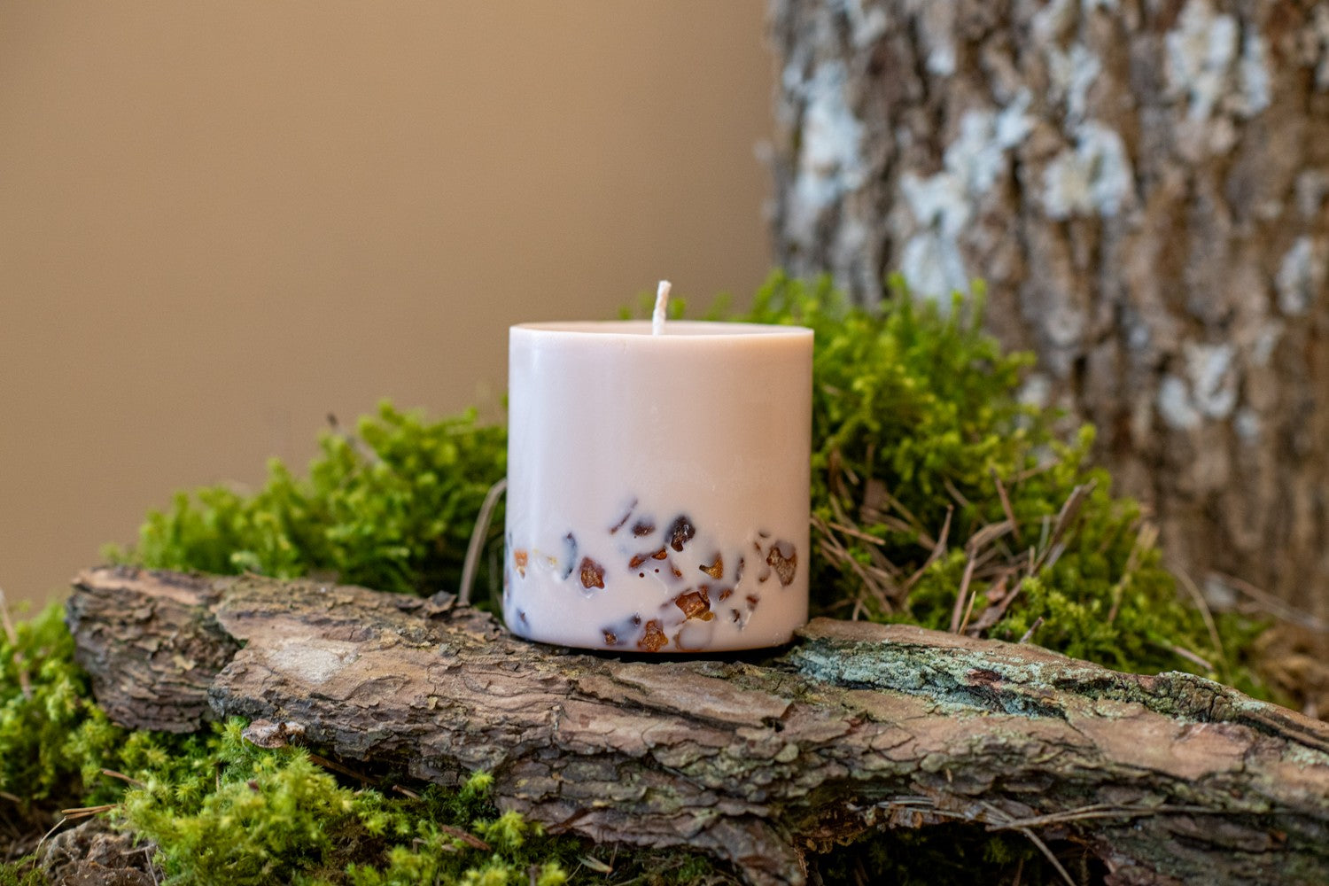 Bougie artisanale en cire de soja parfum tilleul et miel, vue finale produit
