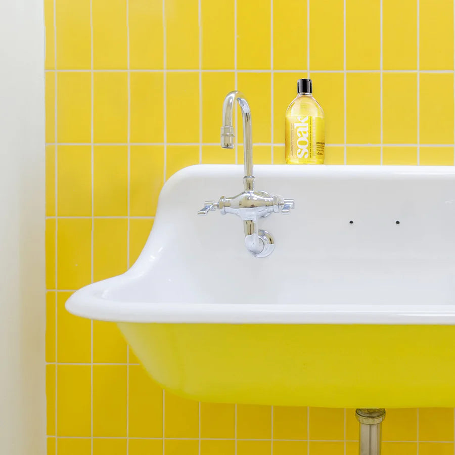 Pourquoi Soak nettoie si bien : la lessive sans rinçage que j’utilise pour presque tout laver à la main