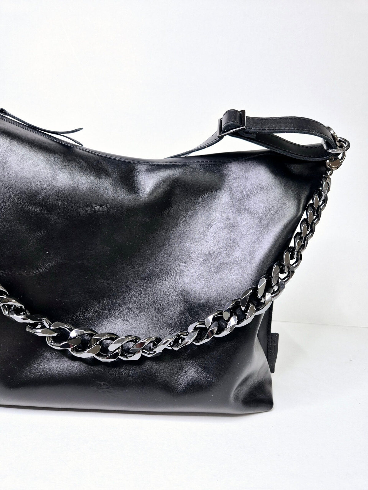 Sac à main hobo en cuir noir, grand modèle, chaîne personnalisable, vue 5