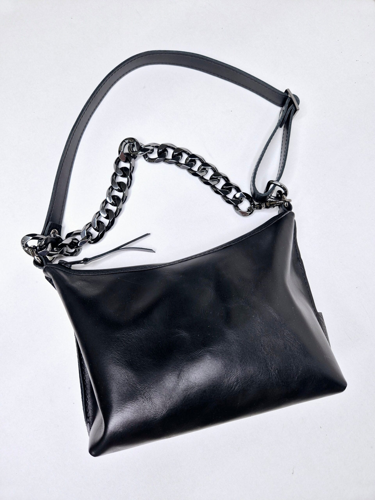 Sac à main hobo en cuir noir, petit modèle, chaîne personnalisable, vue 5