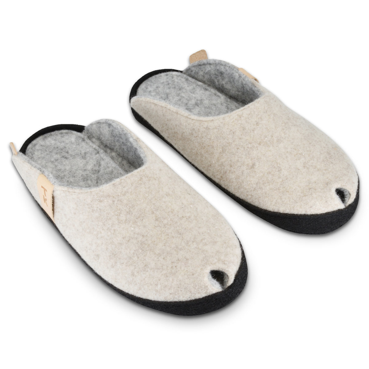 Chaussons en feutre de laine blanc naturel - TOKU Brussels, photo 2