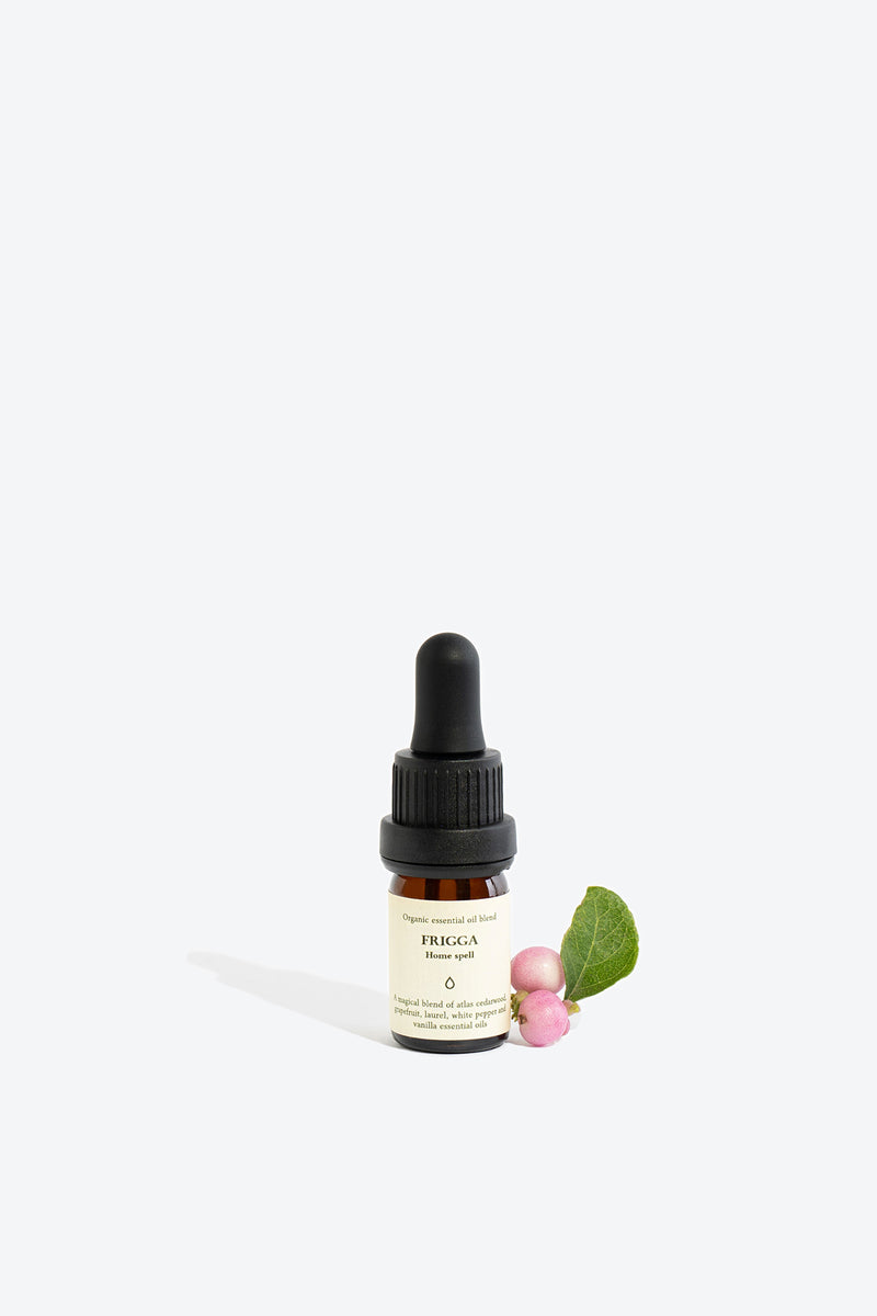 Synergie d'huiles essentielles Smells Like Spells Frigga, vue alternative