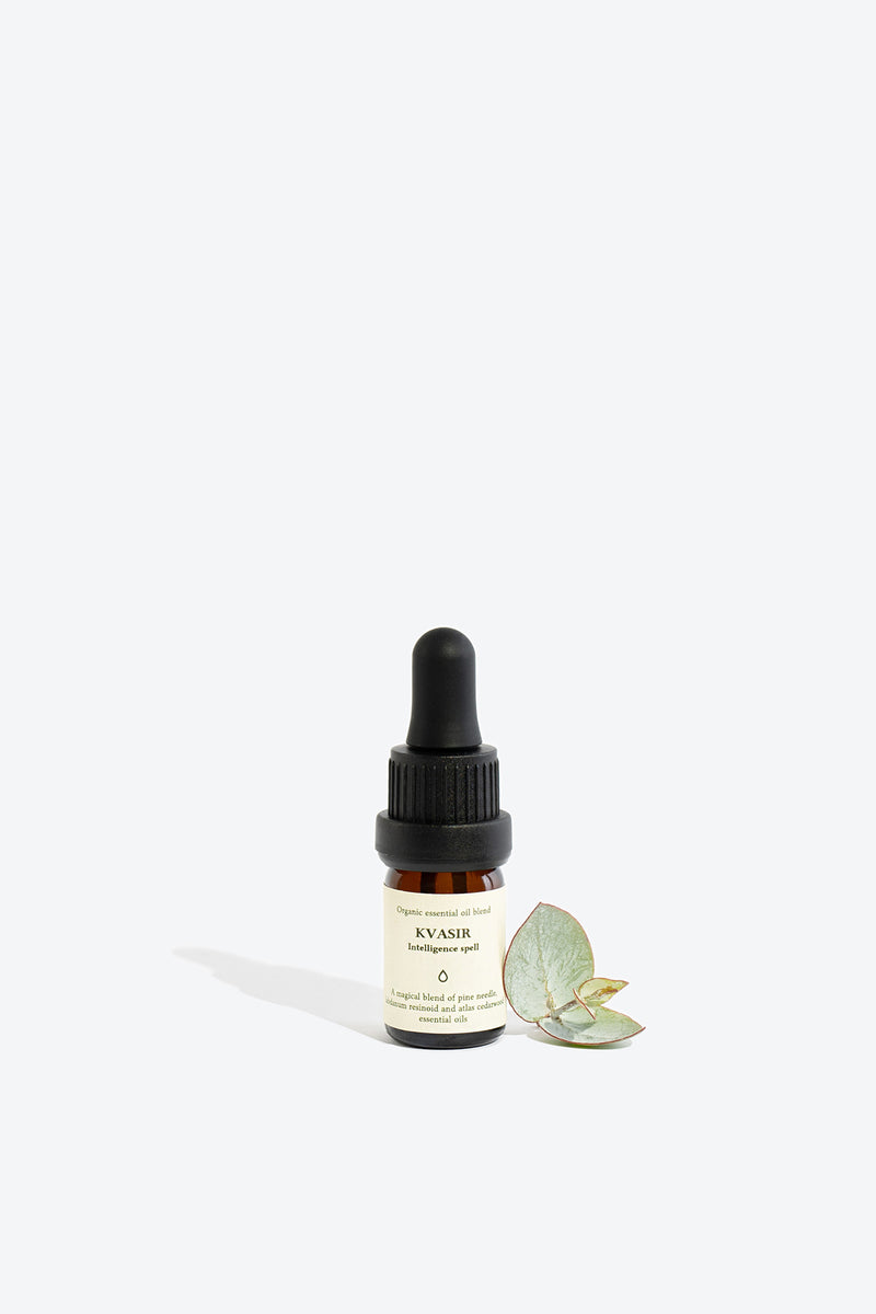 Synergie d'huiles essentielles Smells Like Spells Kvasir, vue alternative