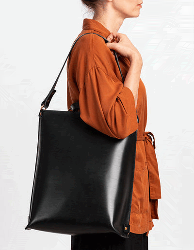 Sac à dos convertible en sac à main cabas en cuir noir Stella Soomlais