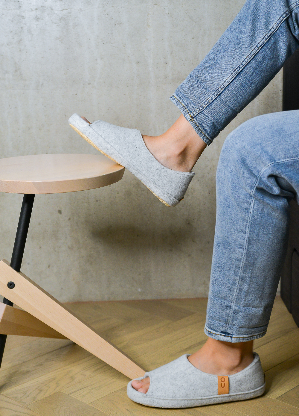 Chaussons en feutre de laine blanc - TOKU Bern, photo 3