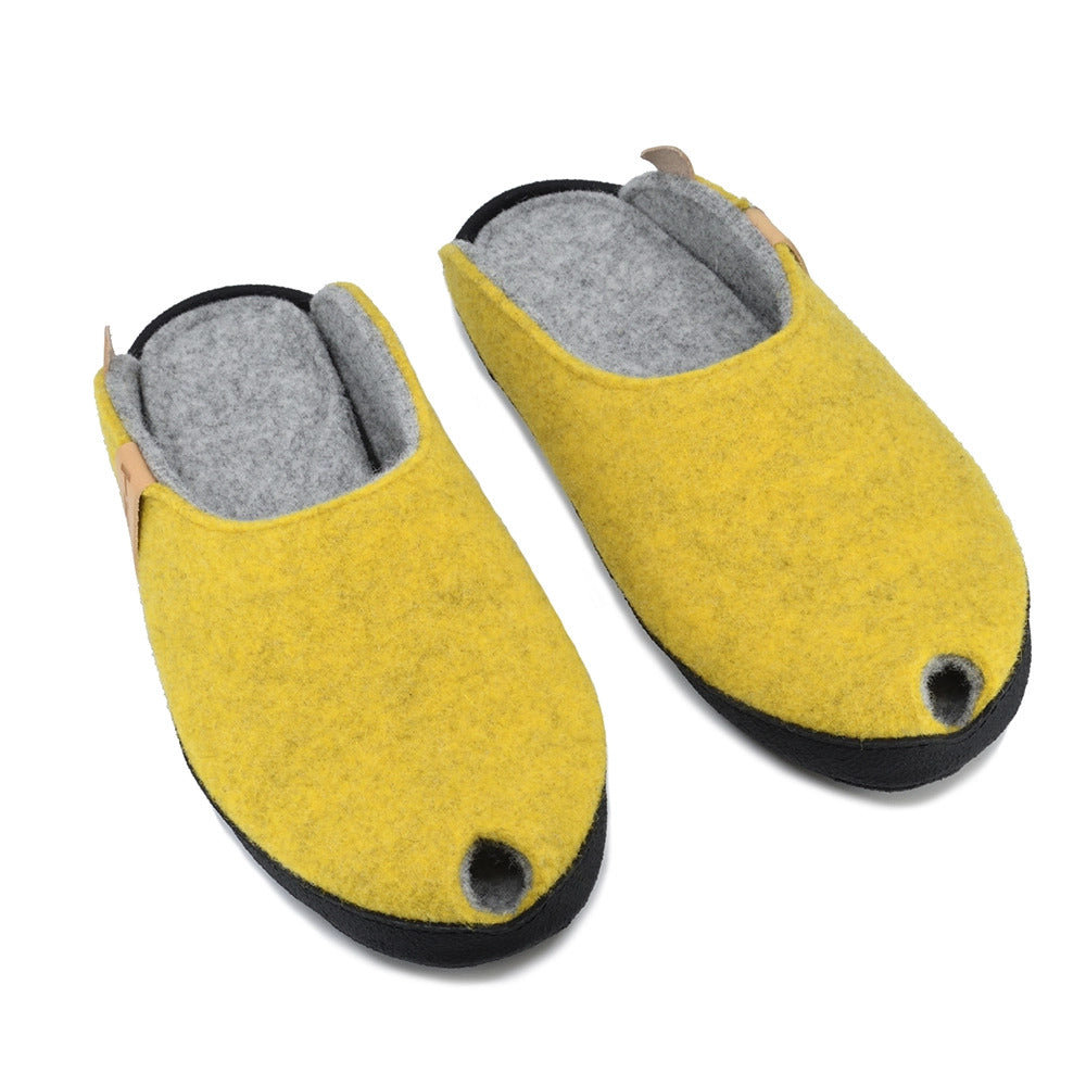 Chaussons en feutre de laine jaune - TOKU Brussels, photo 2