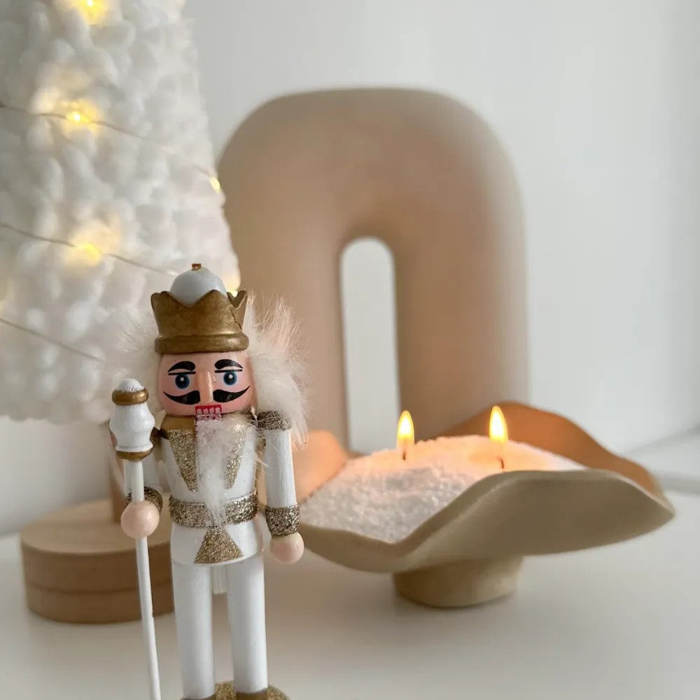 Recharge bougie en poudre Candledust sans parfum ivoire 330 grammes, vue éditoriale