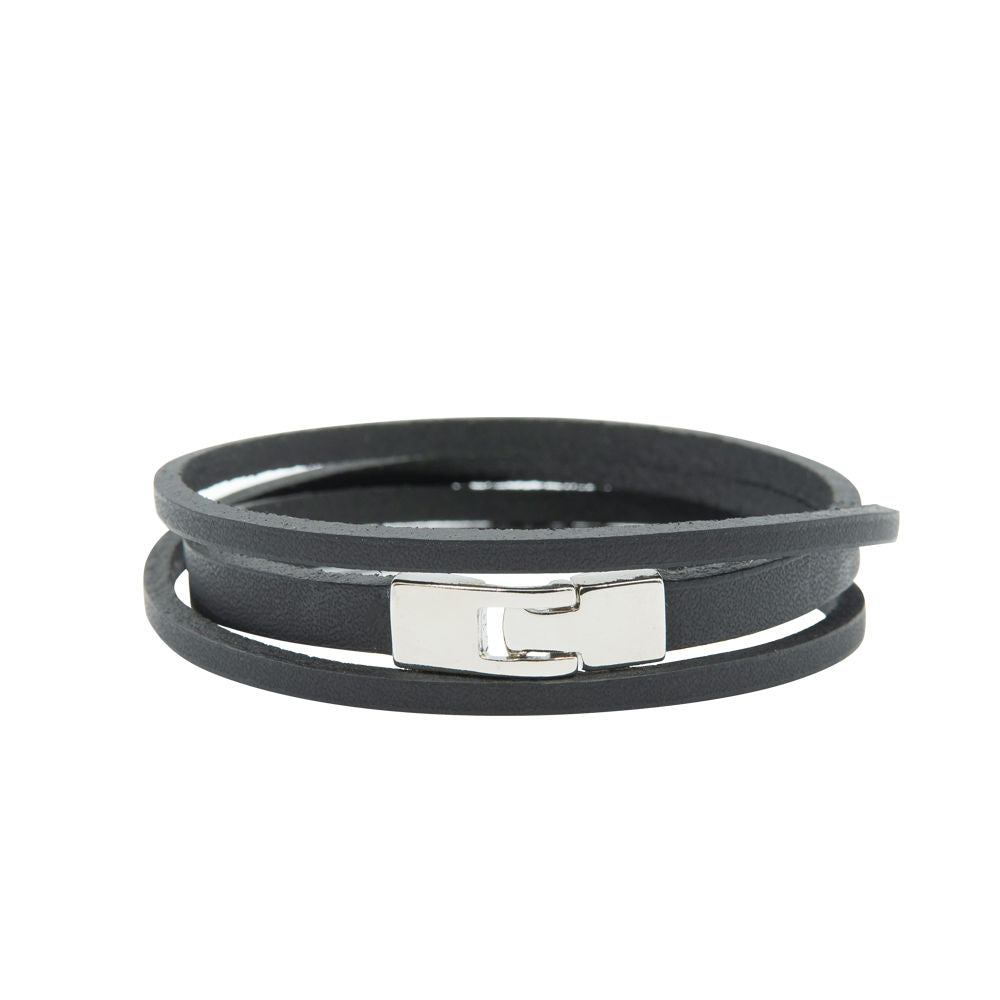 Bracelet en cuir double tour à fermoir crochet argent, vue verticale