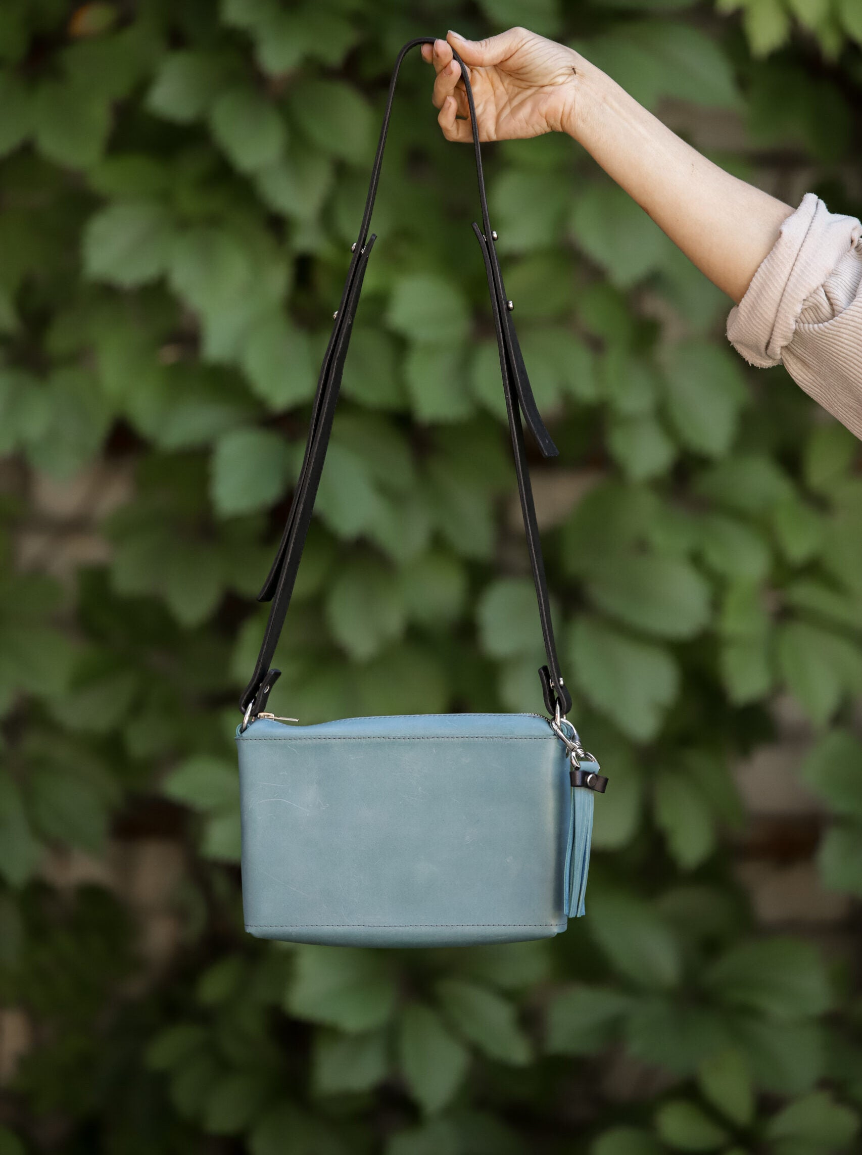 Sac bandoulière en cuir modèle TOURIST, vue finale
