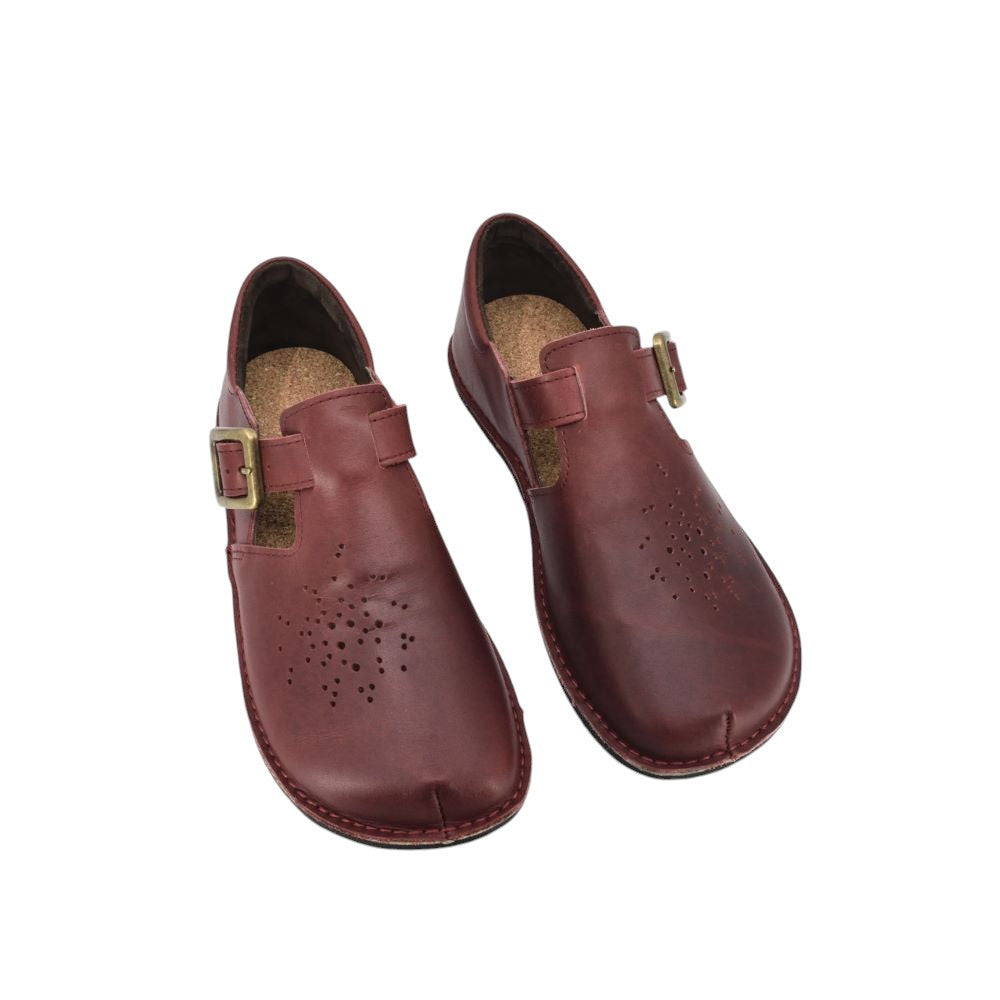 Chaussures minimalistes en cuir bordeaux Kuuda, photographie 2