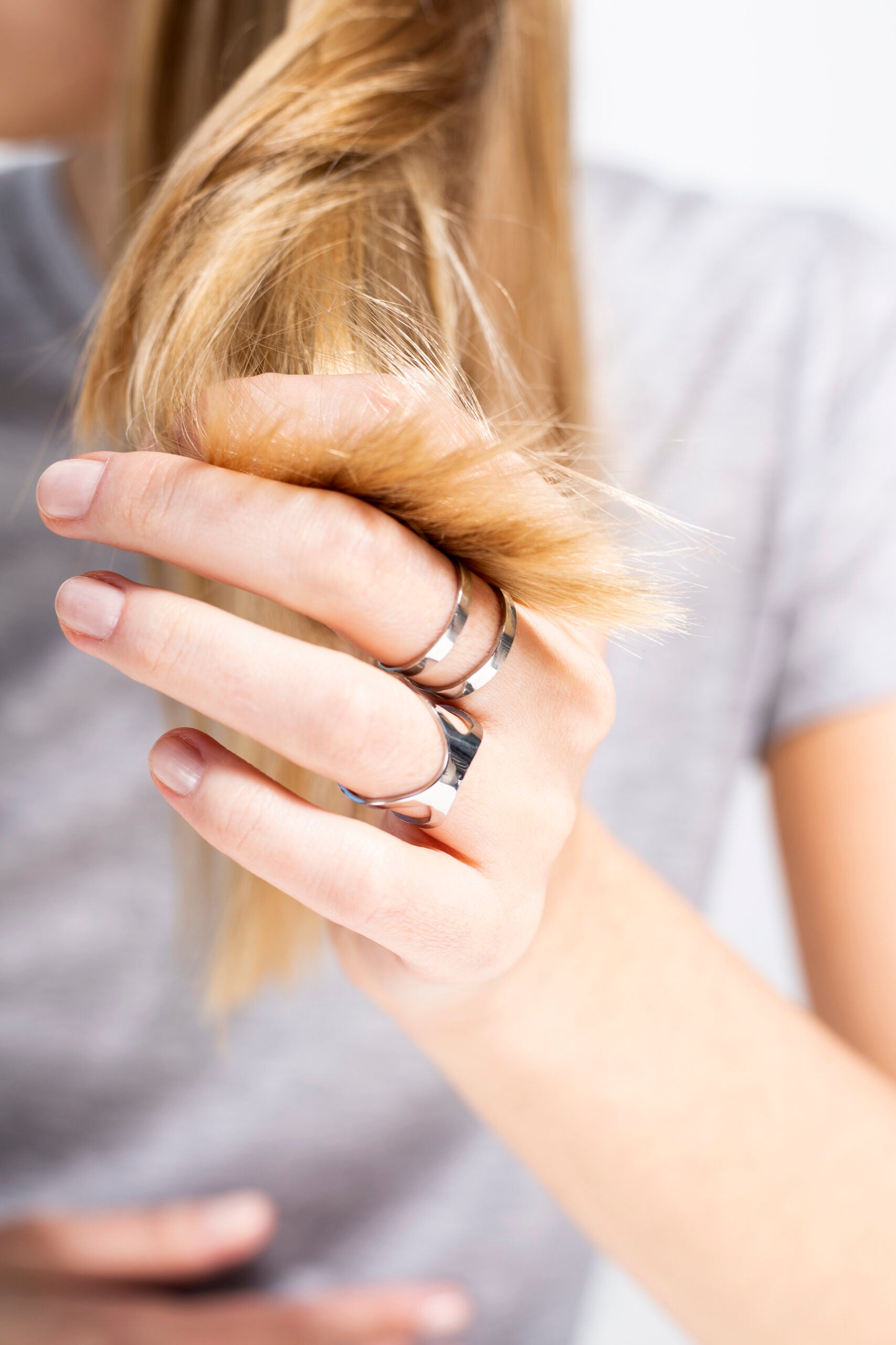 Bague modèle Versus, vue produit