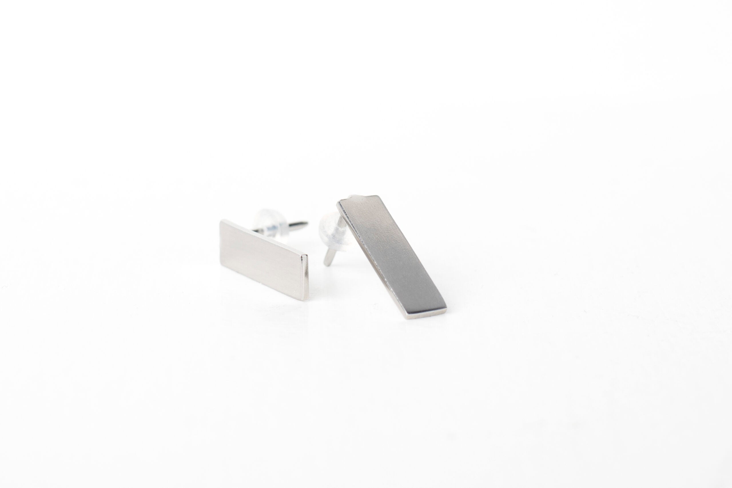 Boucles d'oreilles modèle Corner argent, vue produit