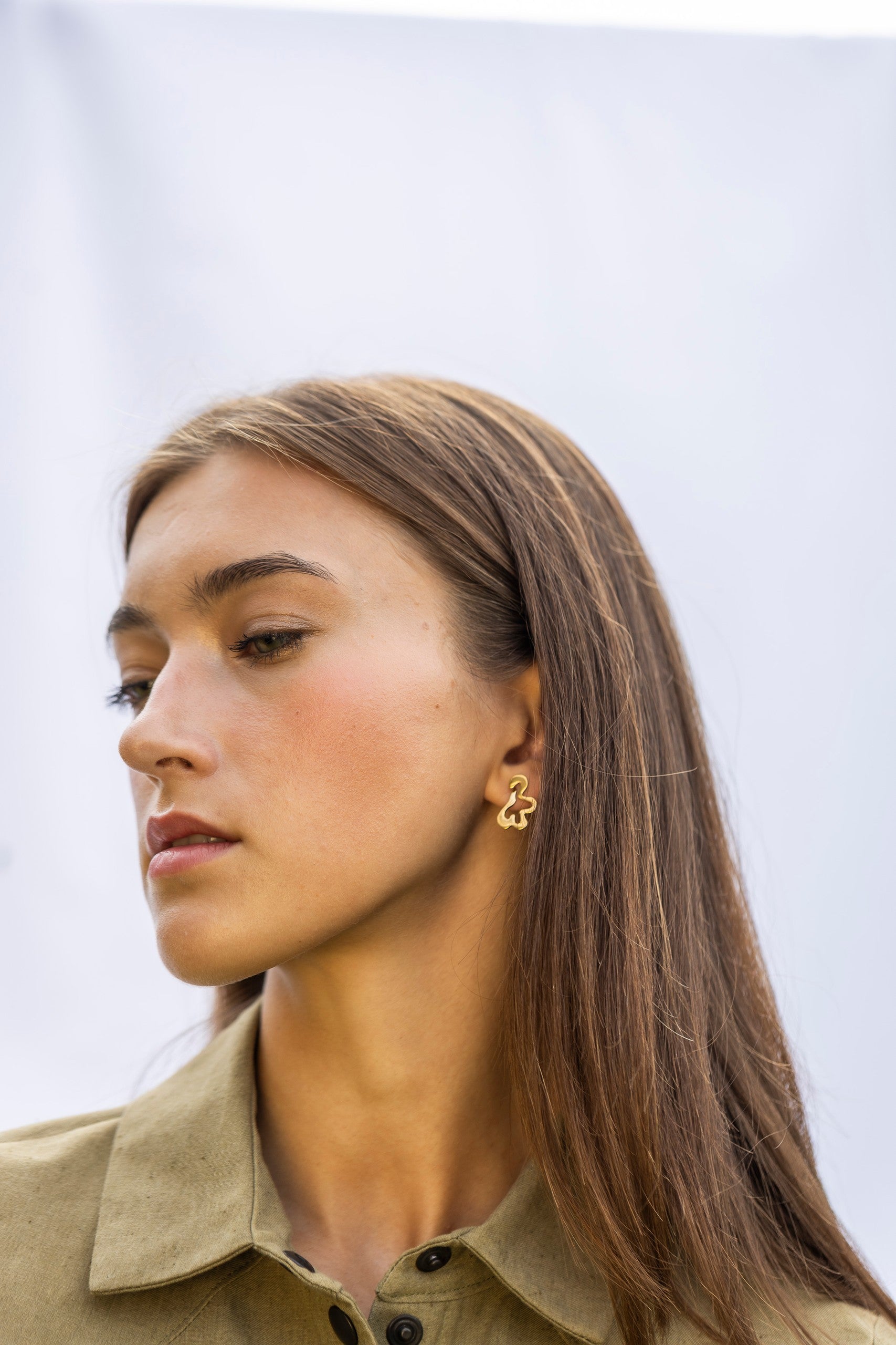 Boucles d'oreilles modèle Folia Mini finition Sunlit, vue détaillée