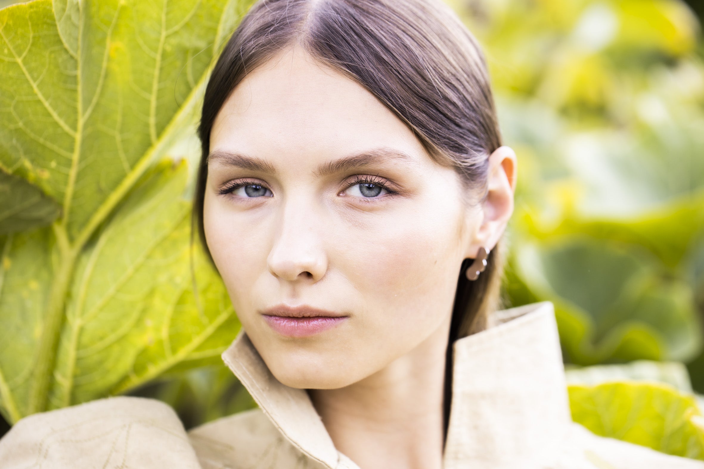 Boucles d'oreilles Lentsius modèle Rubus en acier inoxydable, vue détaillée