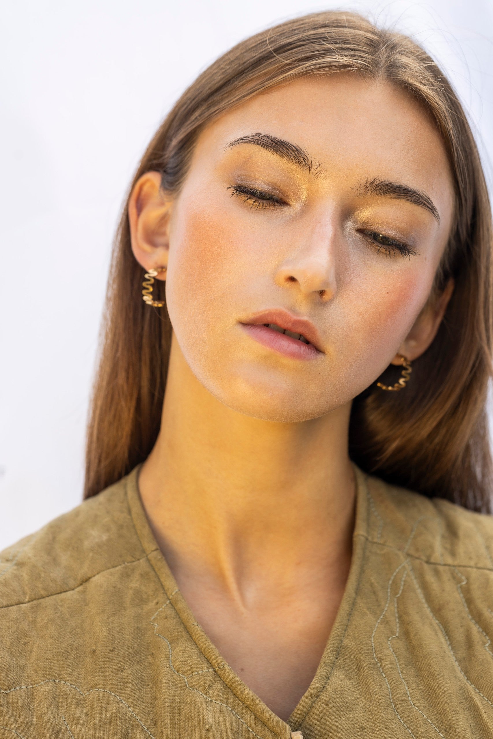 Boucles d'oreilles modèle Vena finition Sunlit, vue détaillée