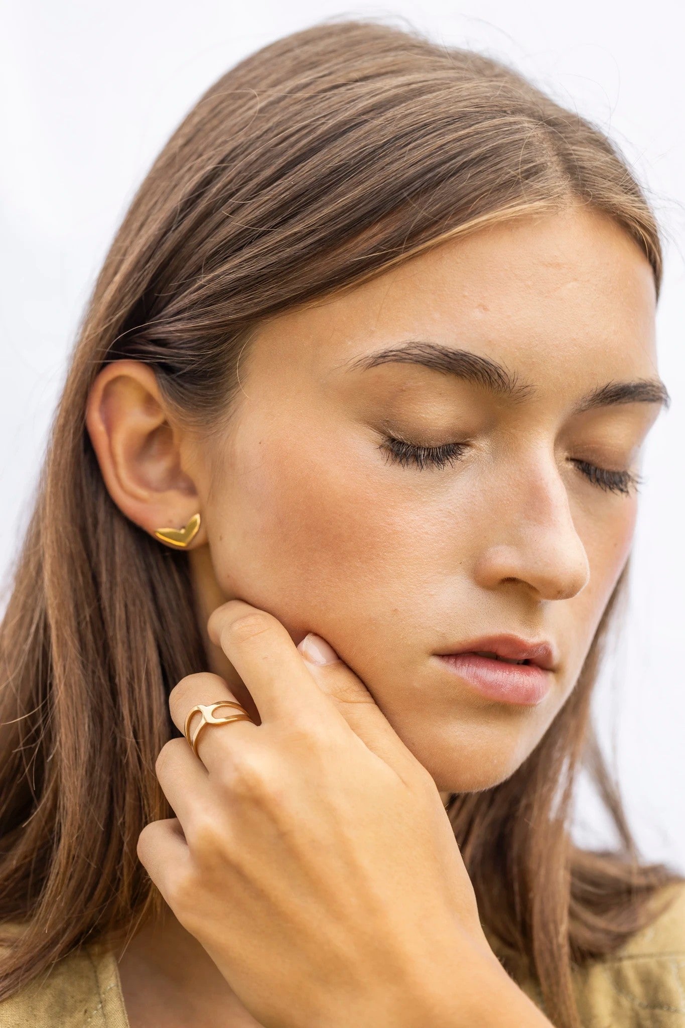 Boucles d'oreilles modèle Vola finition Sunlit, vue produit