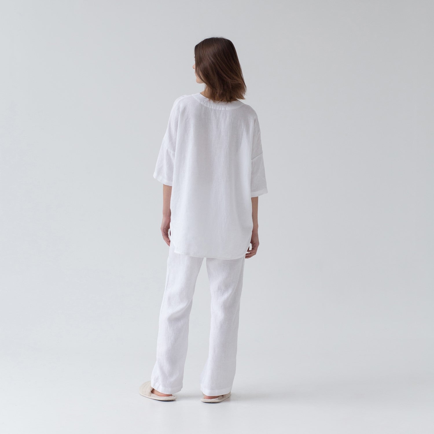 Ensemble loungewear en lin Primrose Linen Tales coloris blanc optique, vue alternative